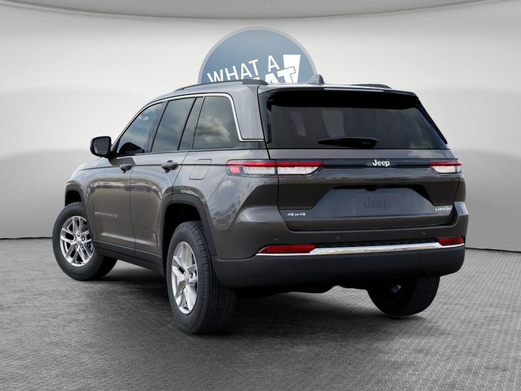 2026 Jeep Grand Cherokee Laredo