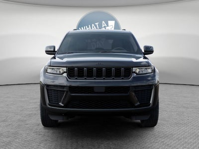 2026 Jeep Grand Cherokee Laredo Altitude