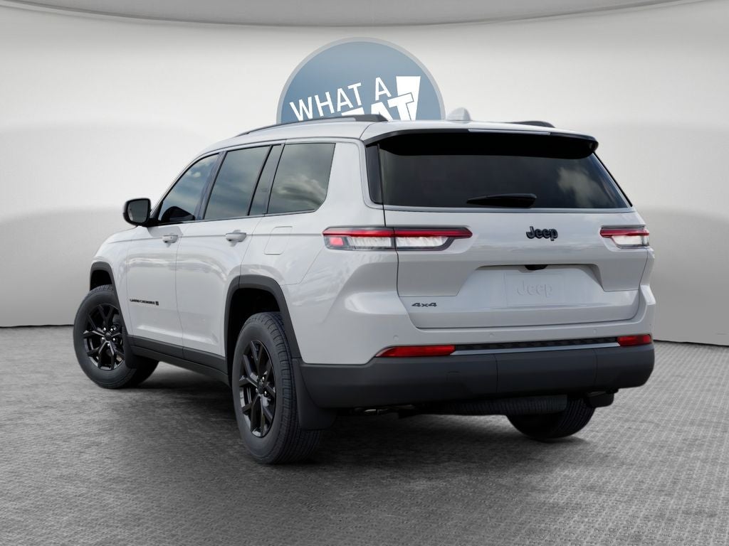 2026 Jeep Grand Cherokee L Laredo Altitude