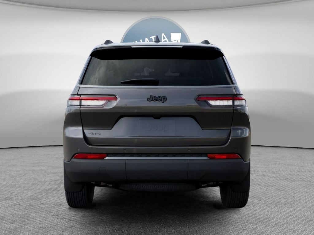 2026 Jeep Grand Cherokee L Laredo Altitude