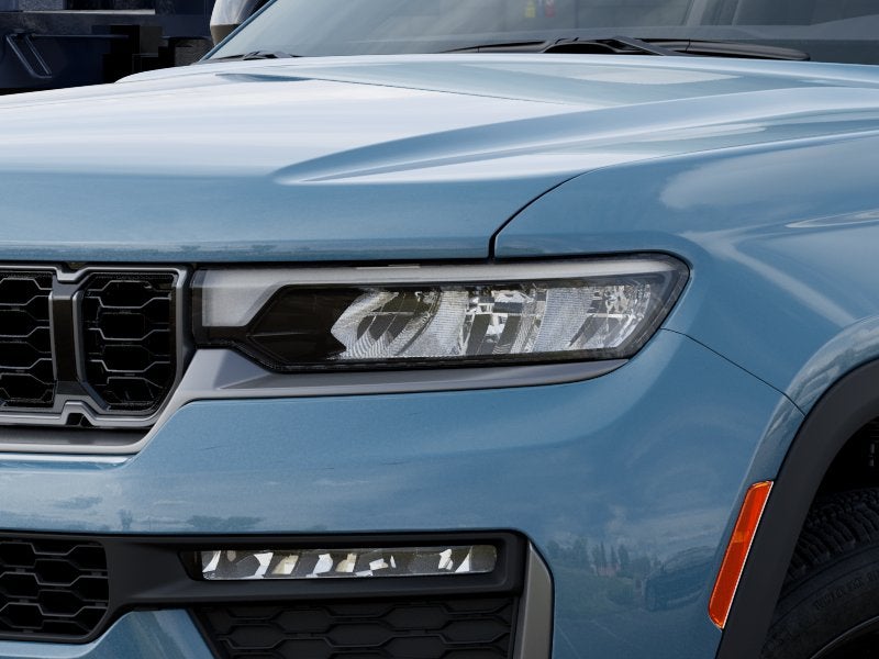 2027 Jeep Grand Cherokee GRAND CHEROKEE LIMITED 4X4