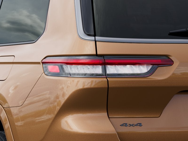 2026 Jeep Grand Cherokee L GRAND CHEROKEE L SUMMIT 4X4