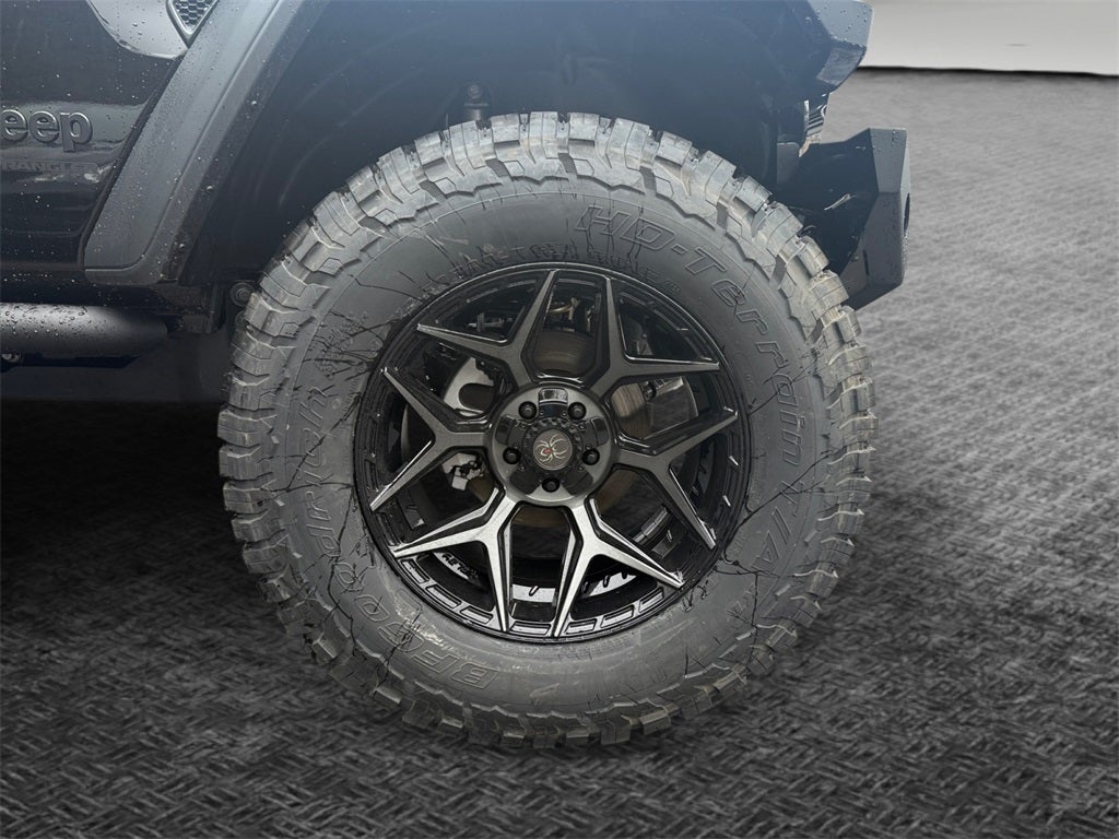 2026 Jeep Wrangler Willys BLACK WIDOW