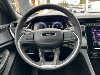 2025 Jeep Grand Cherokee Laredo X