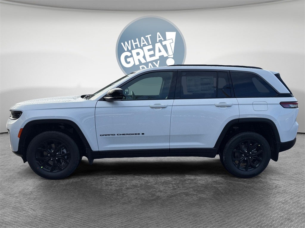 2026 Jeep Grand Cherokee Laredo
