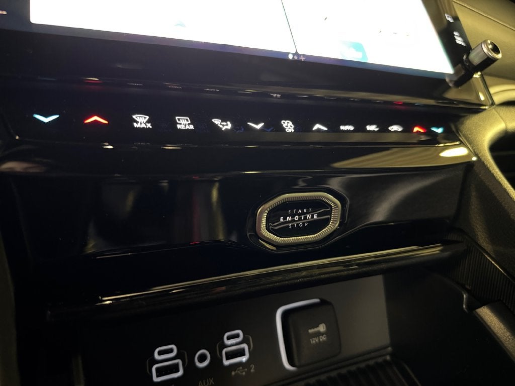 2026 Jeep Grand Cherokee Altitude