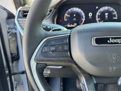 2026 Jeep Grand Cherokee Laredo