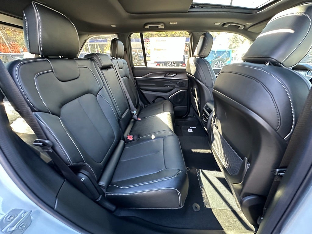 2025 Jeep Grand Cherokee Overland