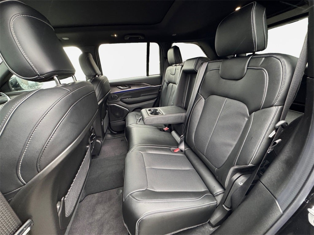 2025 Jeep Grand Cherokee Overland