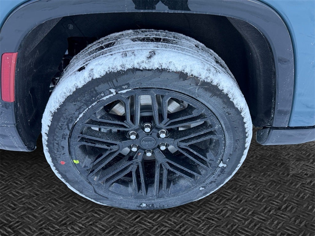 2026 Jeep Grand Wagoneer Base