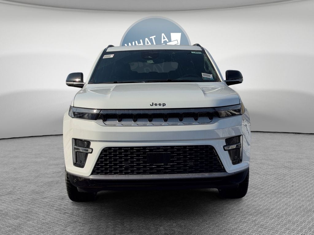 2026 Jeep Grand Wagoneer Base