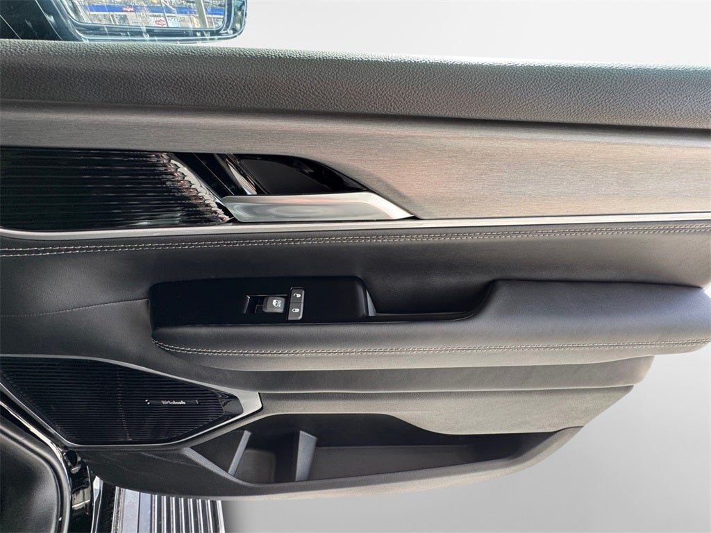 2026 Jeep Grand Wagoneer Base