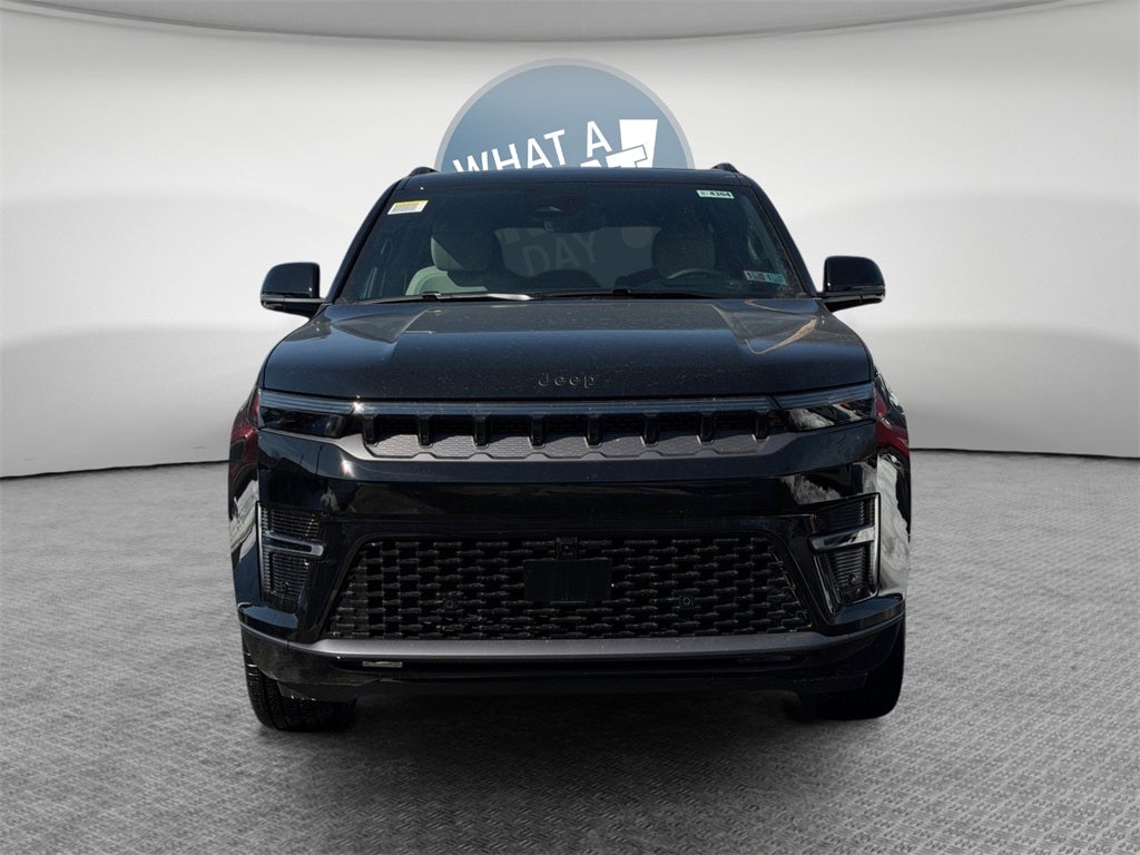 2026 Jeep Grand Wagoneer Base