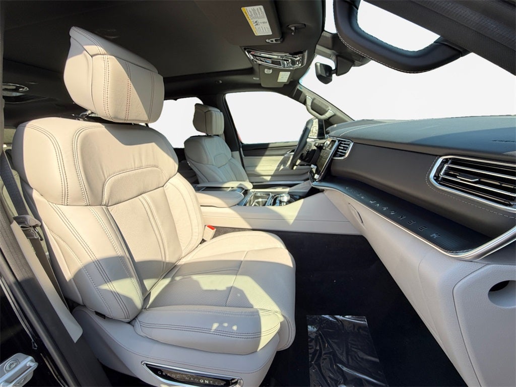 2026 Jeep Grand Wagoneer Base