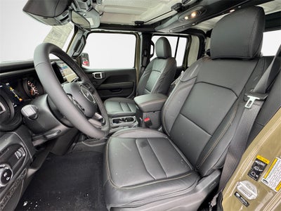 2026 Jeep Gladiator Base