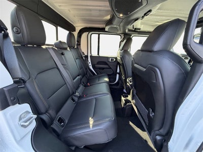 2026 Jeep Gladiator Sahara