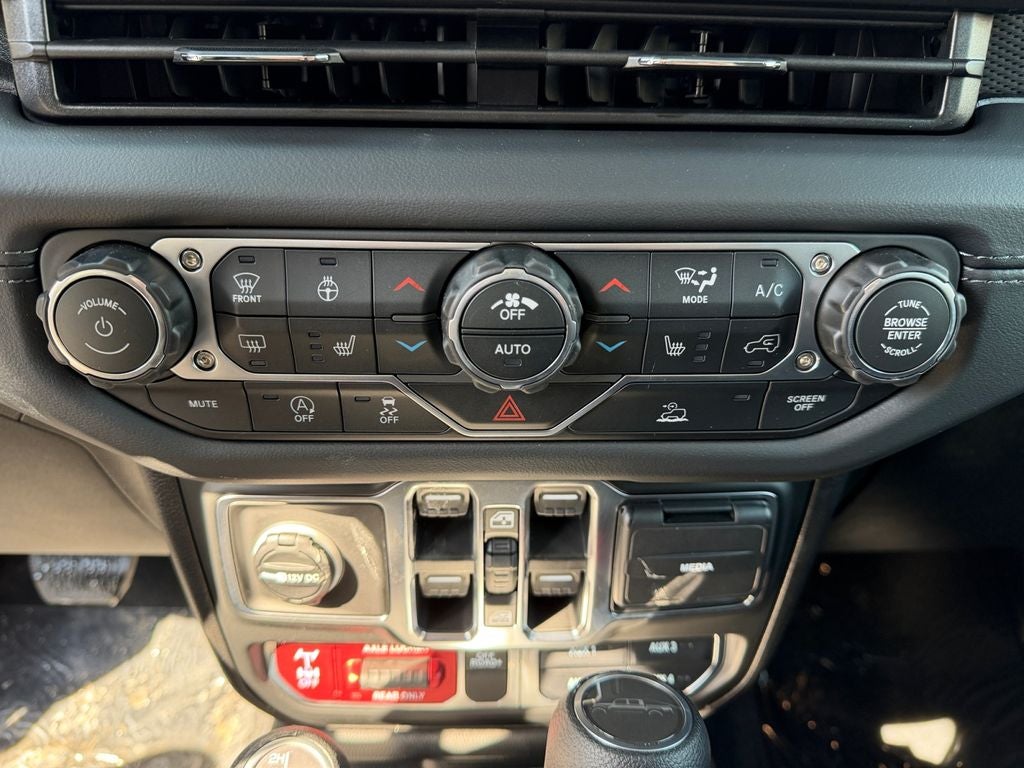 2026 Jeep Gladiator Mojave