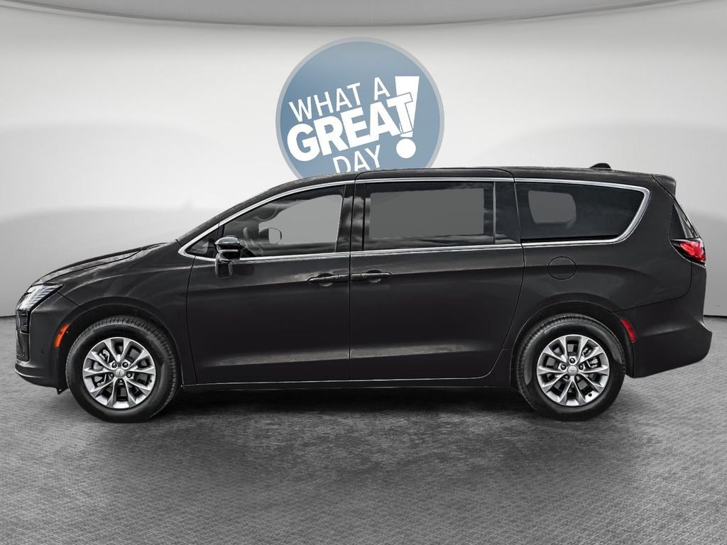 2027 Chrysler Pacifica PACIFICA SELECT