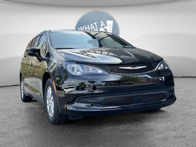 2026 Chrysler Voyager LX