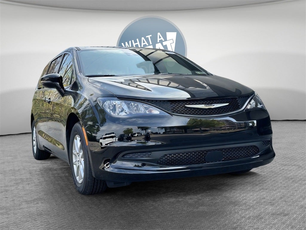 2026 Chrysler Voyager LX