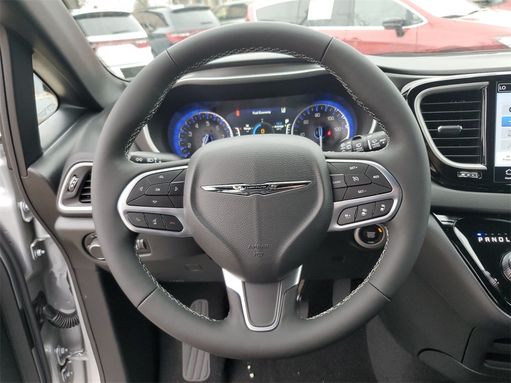 2026 Chrysler Voyager LX