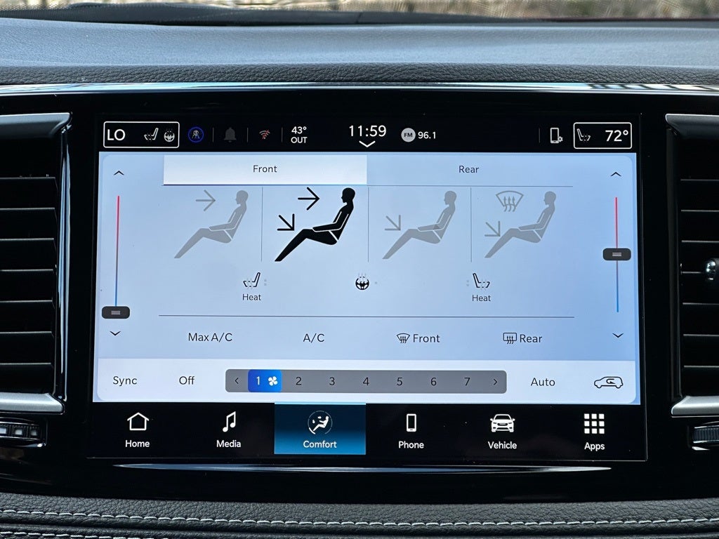 2026 Chrysler Pacifica Select