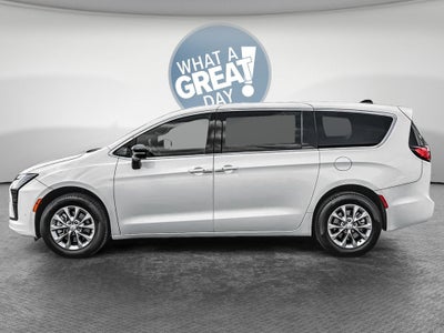 2027 Chrysler Pacifica PACIFICA LIMITED AWD