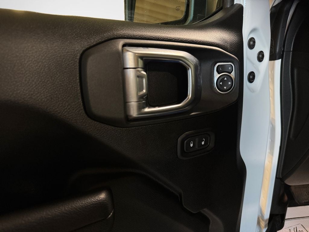 2022 Jeep Wrangler Willys