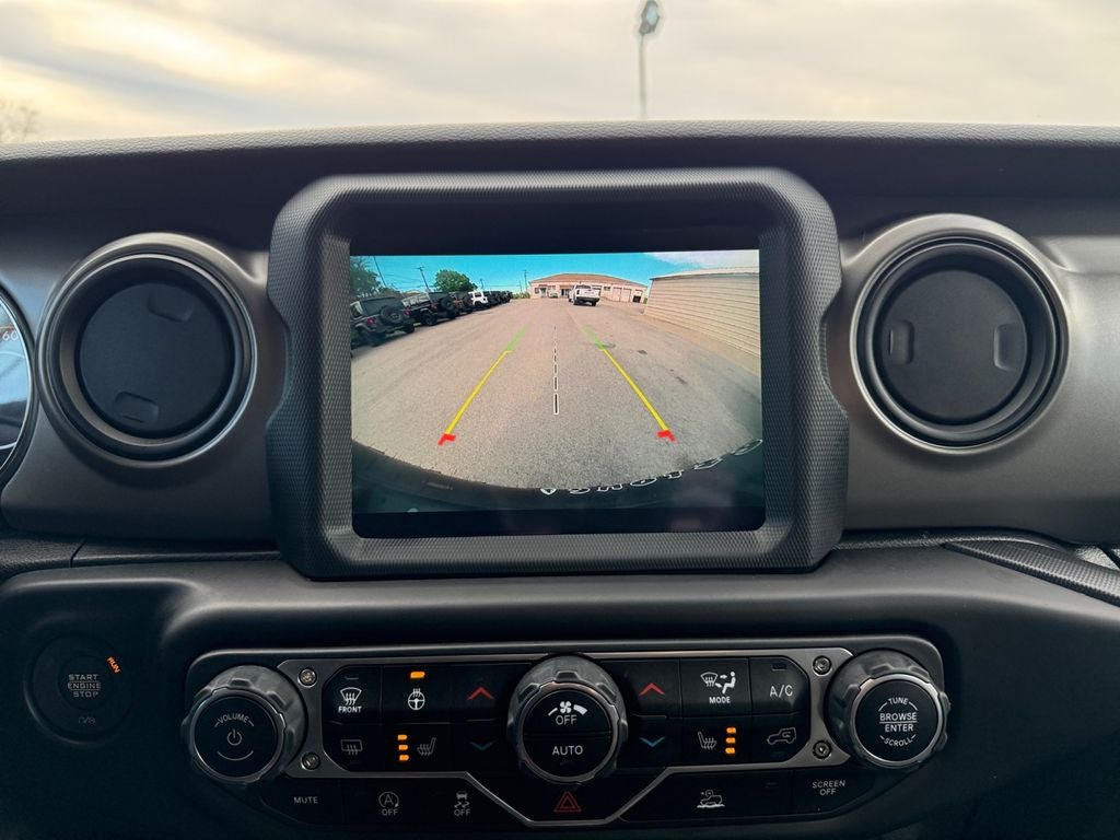 2022 Jeep Wrangler Willys