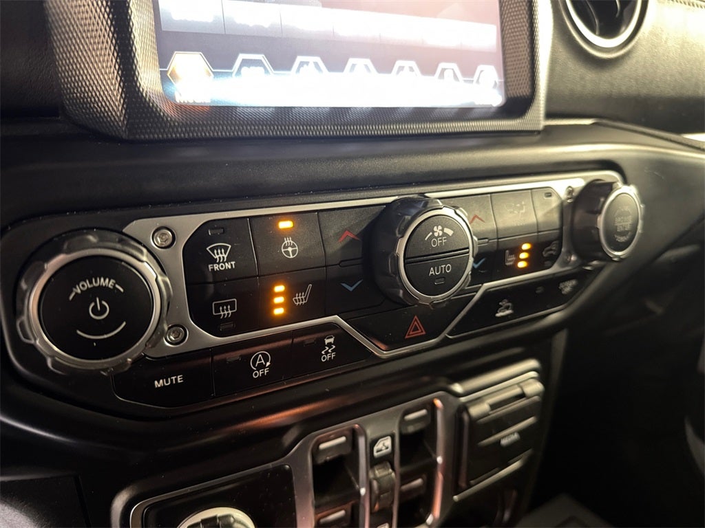 2022 Jeep Wrangler Sahara