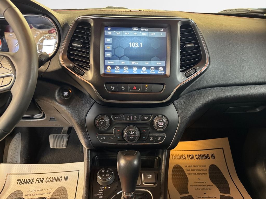 2021 Jeep Cherokee Trailhawk