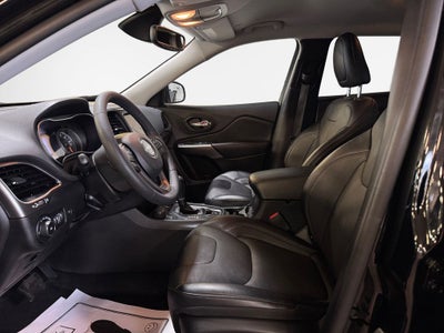 2022 Jeep Cherokee Latitude Lux