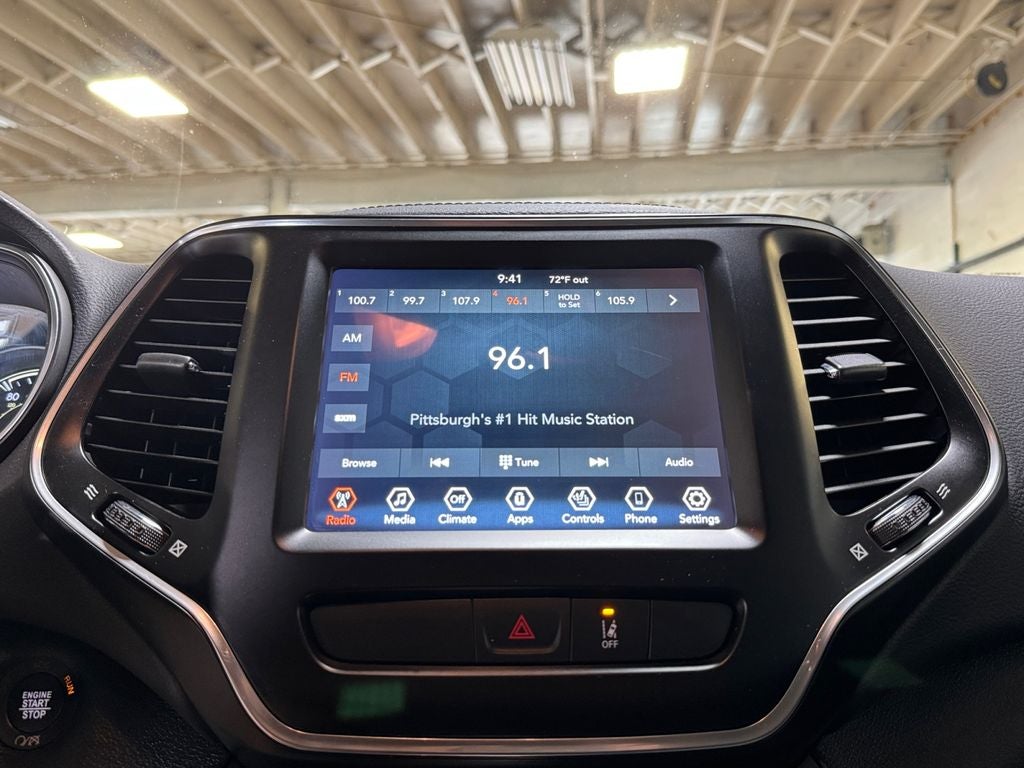 2022 Jeep Cherokee Latitude Lux
