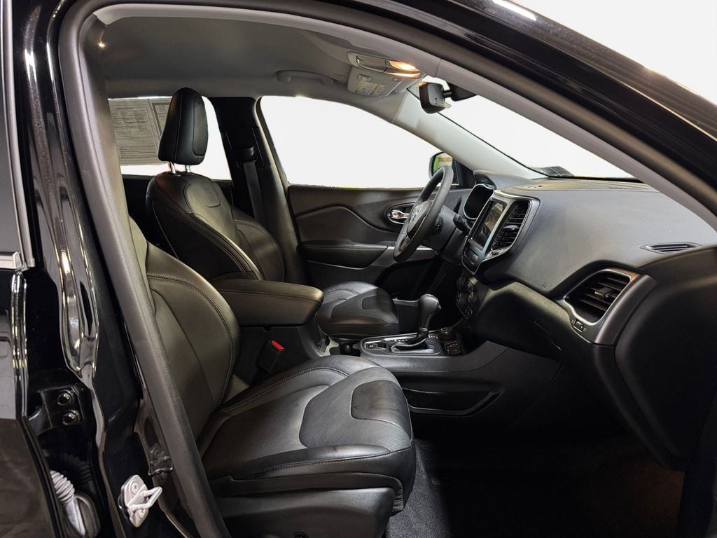 2022 Jeep Cherokee Latitude Lux