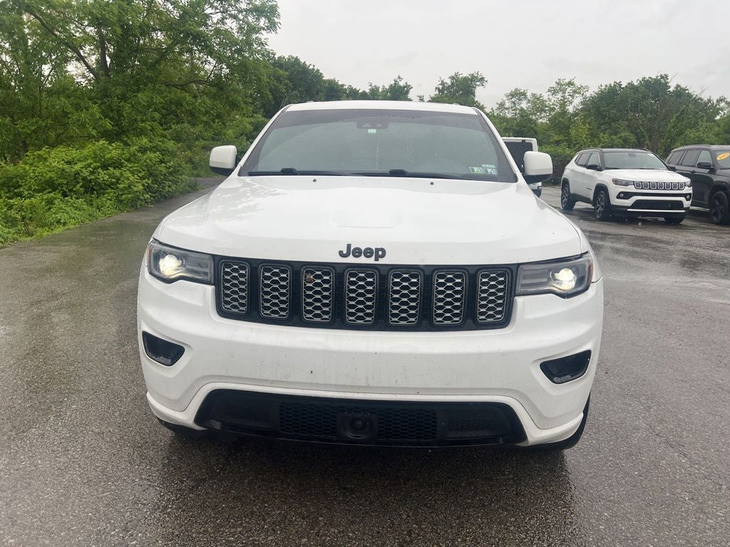 2022 Jeep Grand Cherokee Laredo X