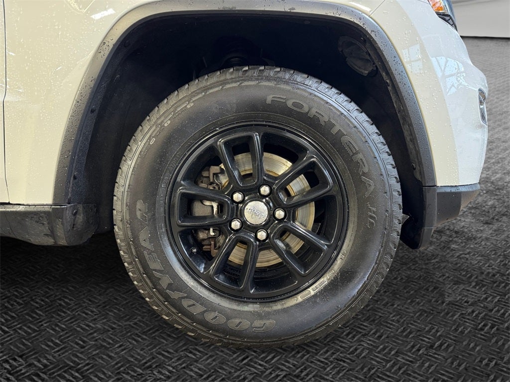 2020 Jeep Grand Cherokee Laredo E