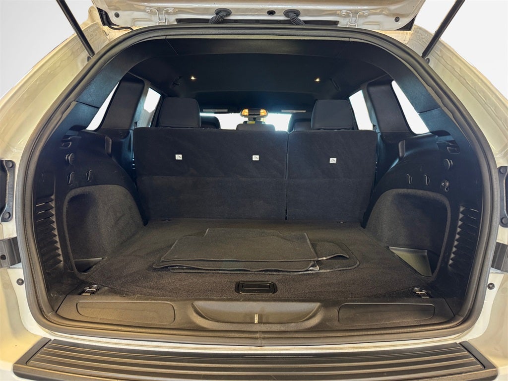 2020 Jeep Grand Cherokee Laredo E