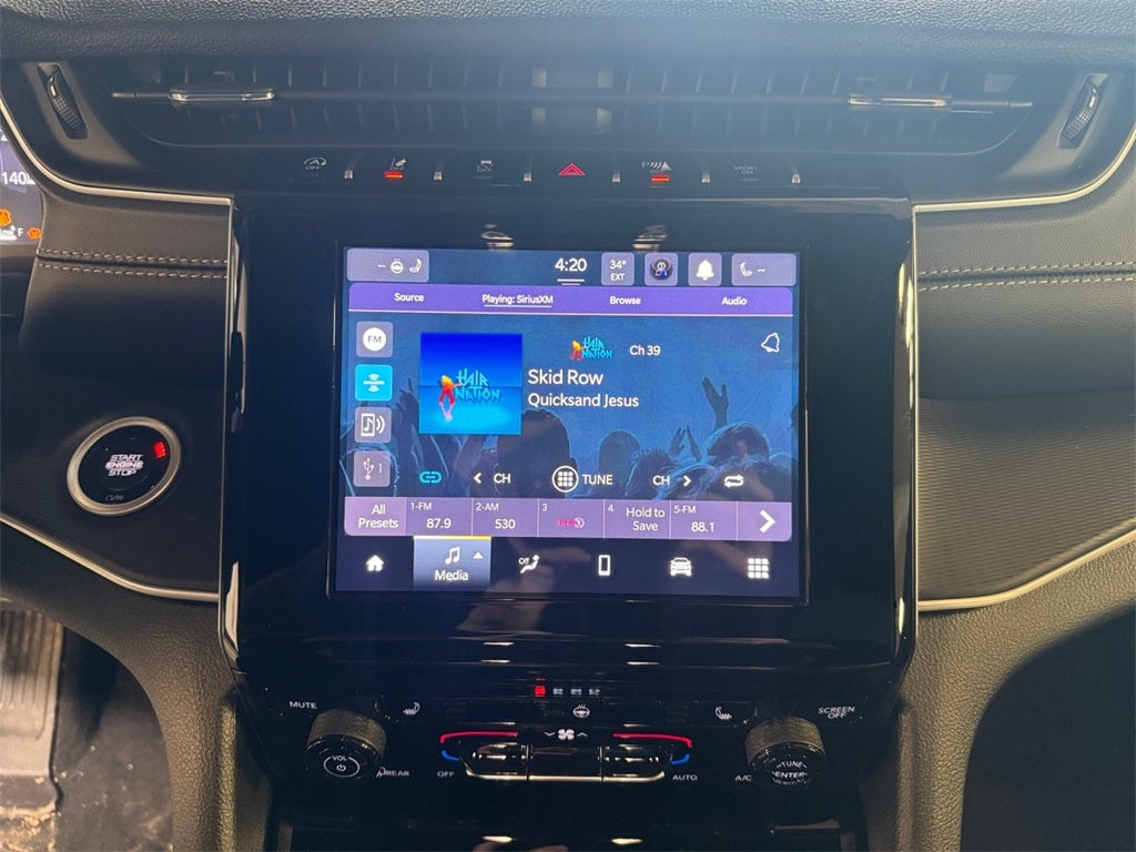 2025 Jeep Grand Cherokee Laredo X