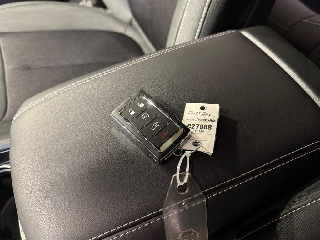 2025 Jeep Grand Cherokee Laredo X