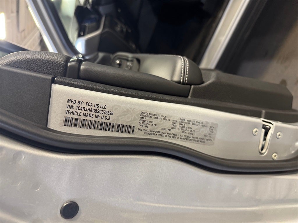 2025 Jeep Grand Cherokee Altitude X