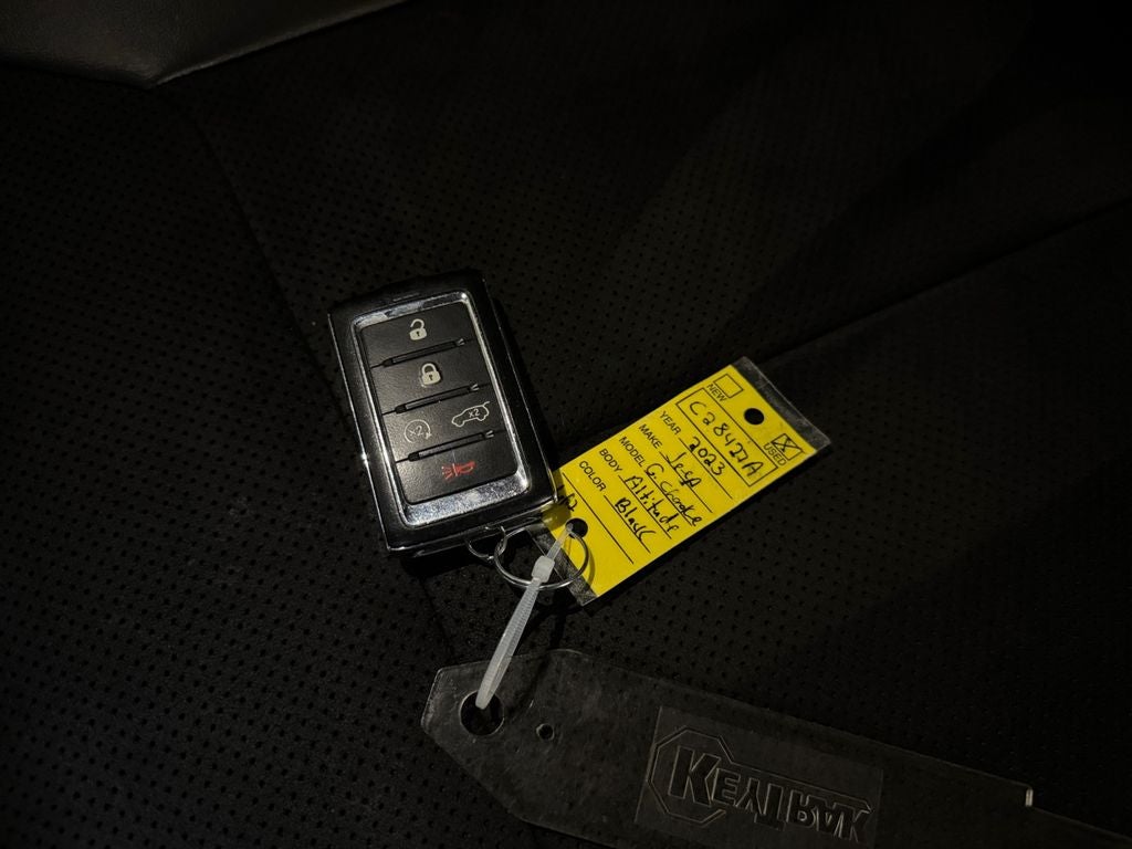 2023 Jeep Grand Cherokee Altitude X