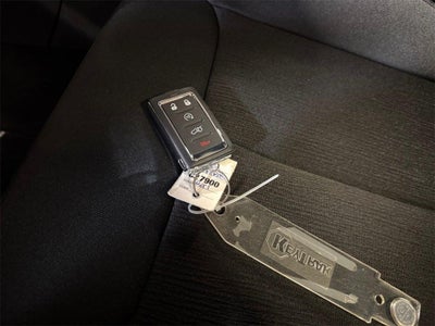 2025 Jeep Grand Cherokee Base