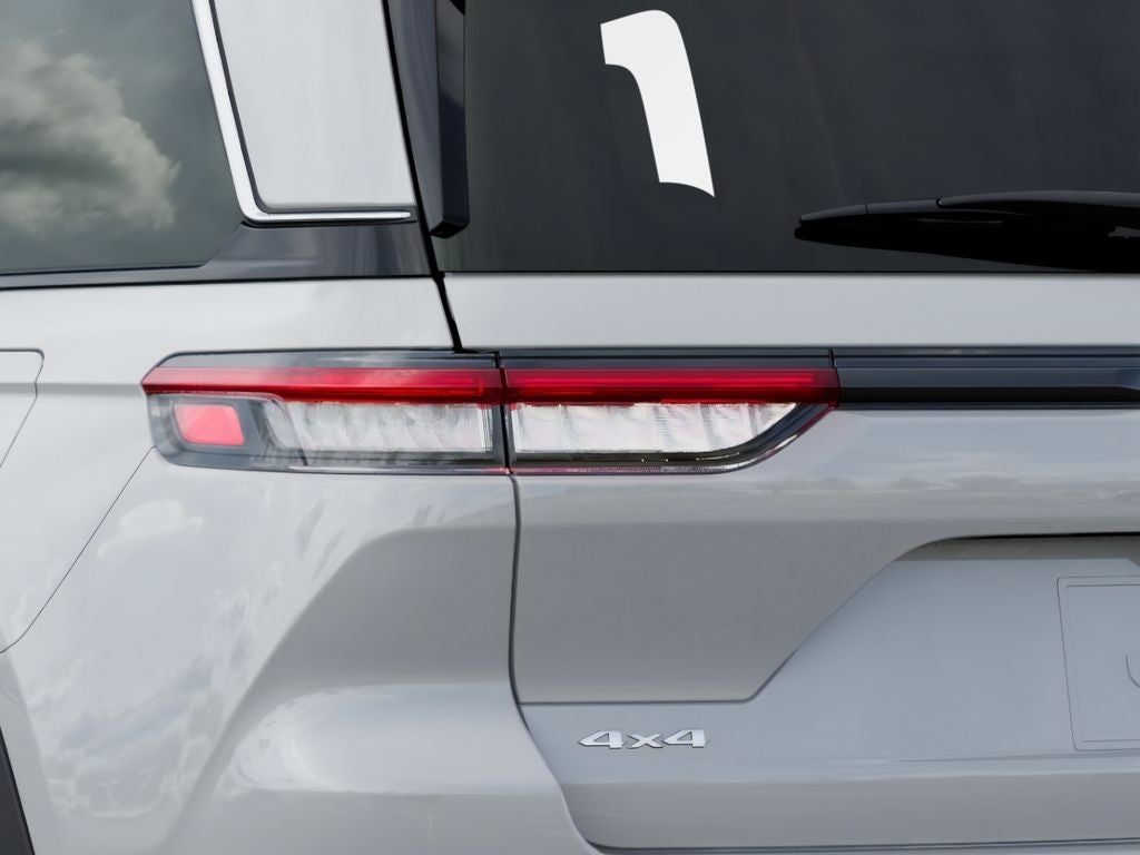 2026 Jeep Grand Cherokee Laredo X