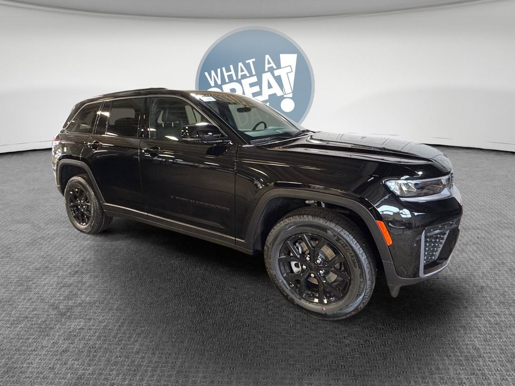 2026 Jeep Grand Cherokee Laredo
