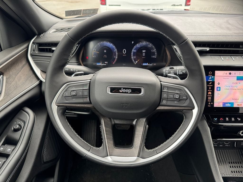 2026 Jeep Grand Cherokee Laredo