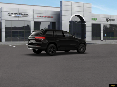 2026 Jeep Grand Cherokee Laredo