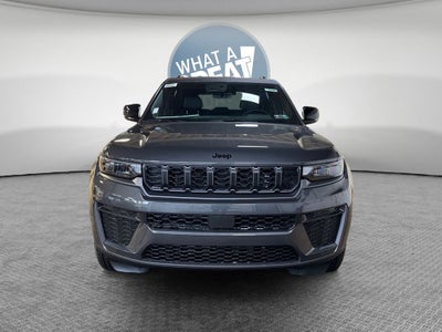 2026 Jeep Grand Cherokee Laredo