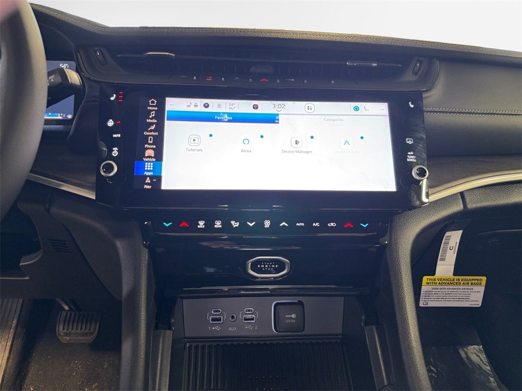 2026 Jeep Grand Cherokee Laredo