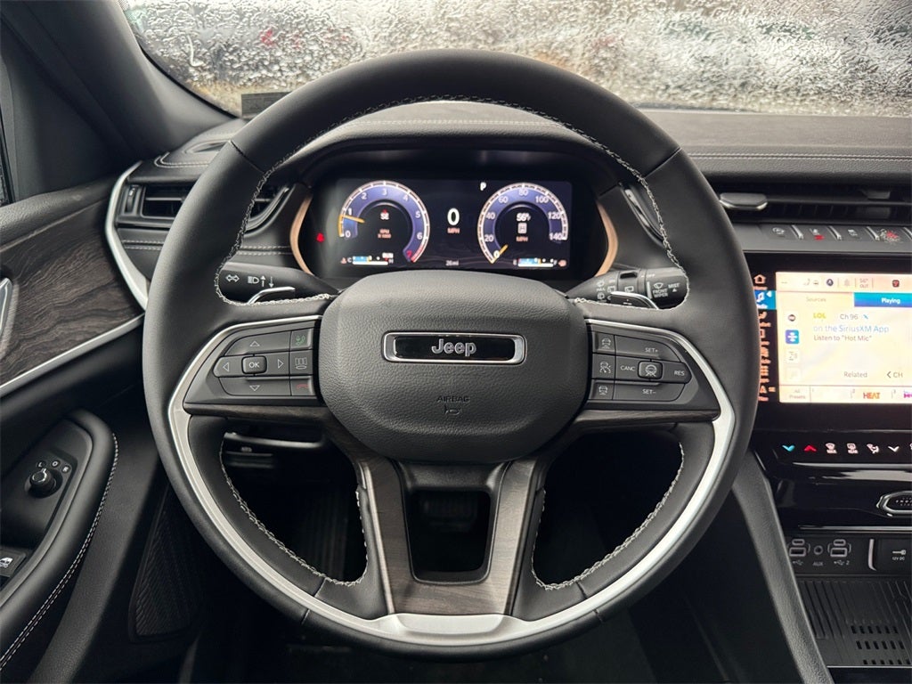 2026 Jeep Grand Cherokee Laredo