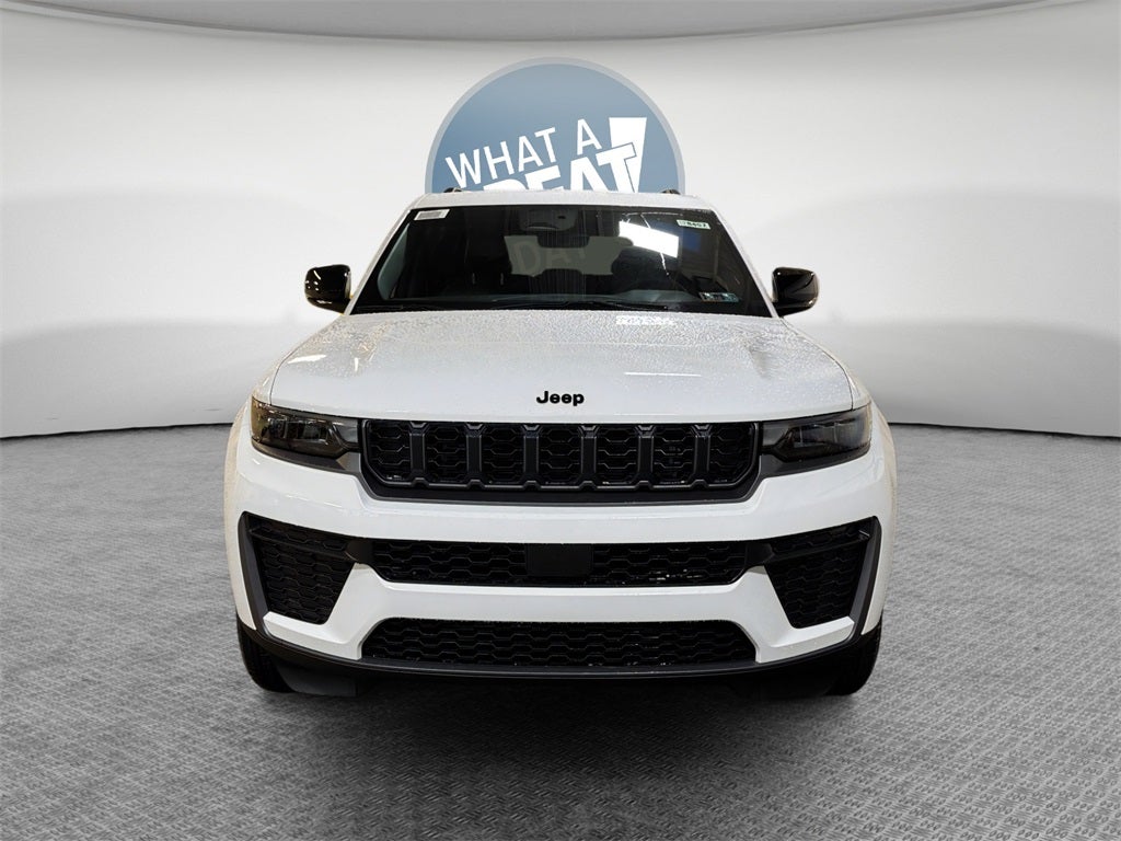 2026 Jeep Grand Cherokee Laredo